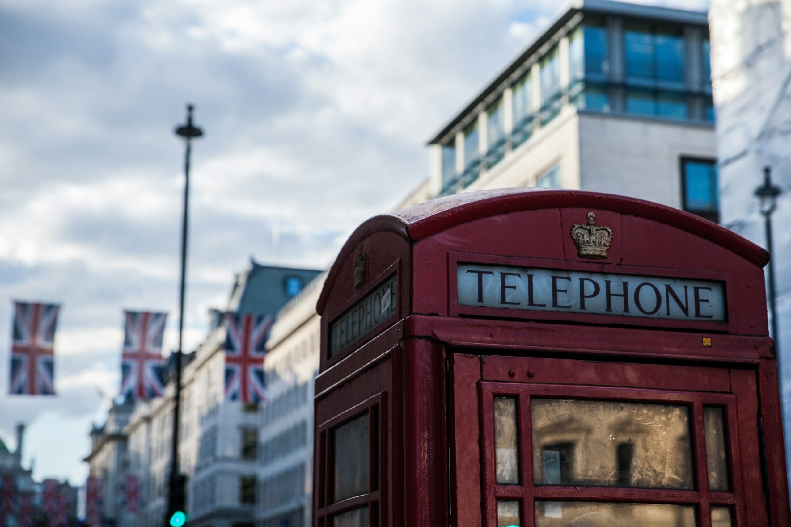 Changing the conditions of entry to the UK (United Kingdom)